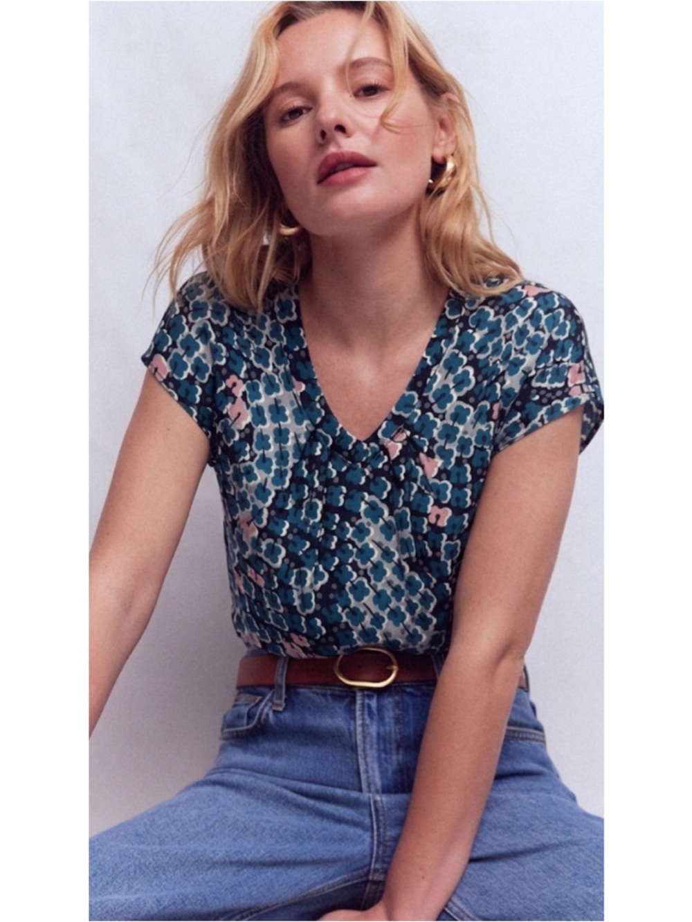 Boden Ravello Floral V-Neck Short Sleeve Blouse Geometric Pattern Size 4 Blue